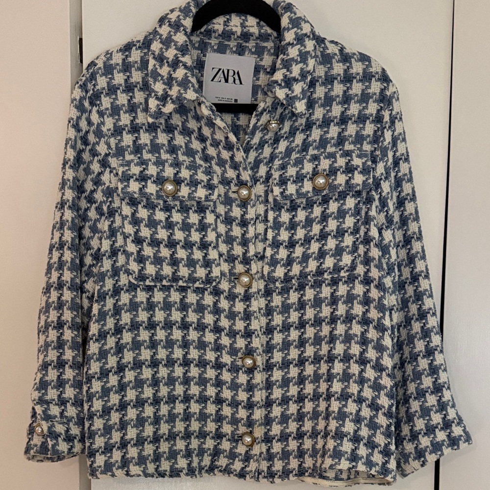Zara Women's Blue and Cream Houndstooth Blazer